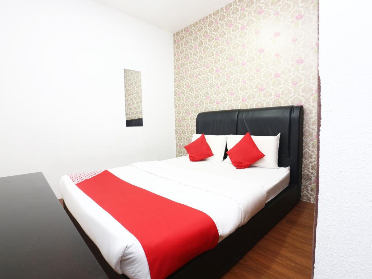 Oyo 717 Mr J Hotel Wakaf Che Yeh 2 Eksteriør bilde
