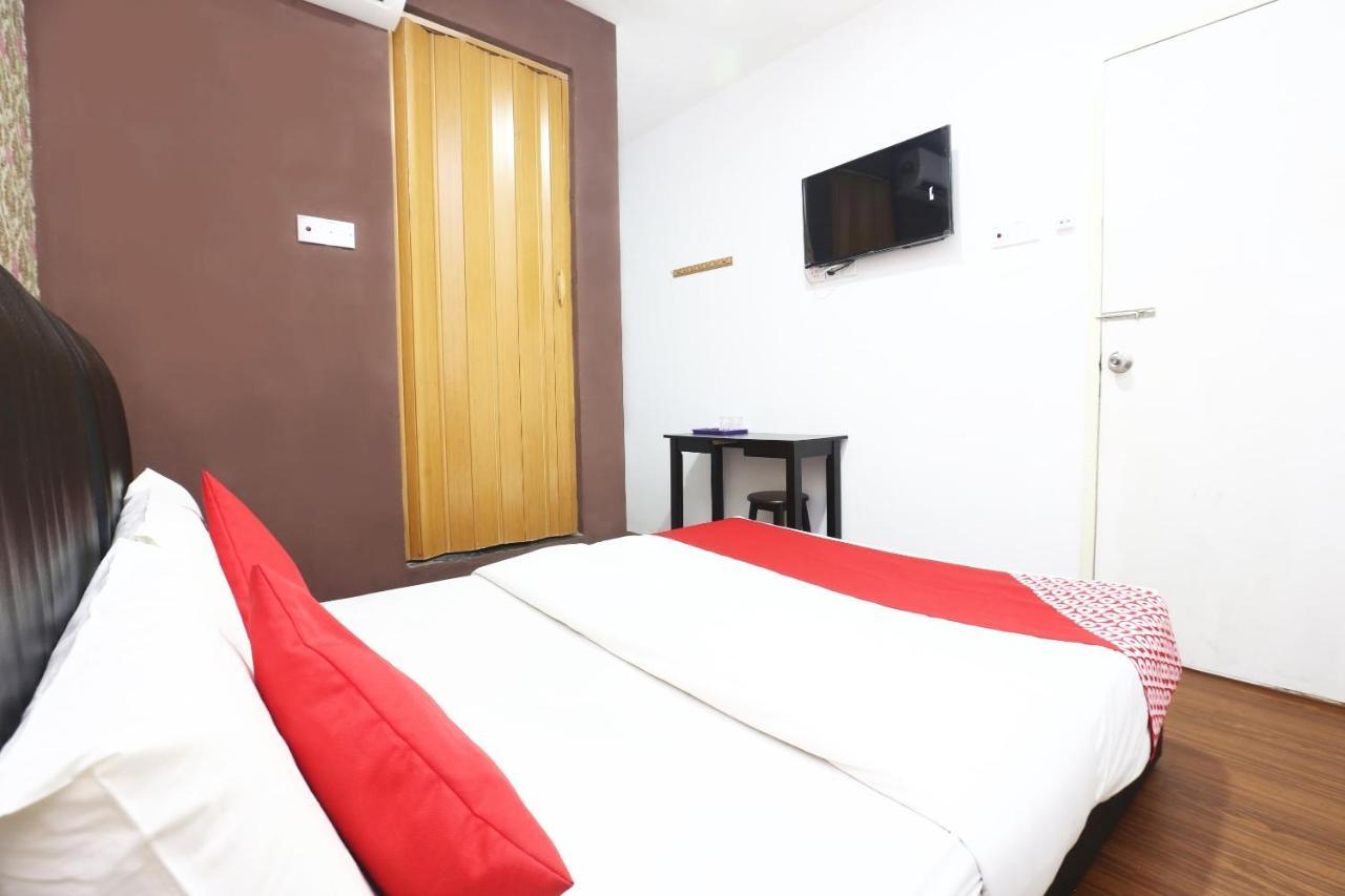Oyo 717 Mr J Hotel Wakaf Che Yeh 2 Eksteriør bilde